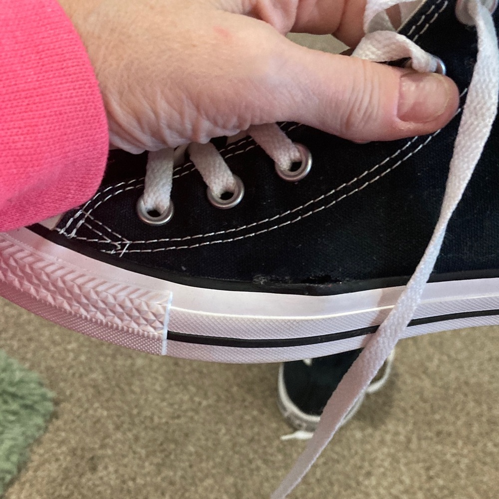 Converse Black and White High-Tops SEE DESCRIPTION PLEASE - Picture 8 of 8